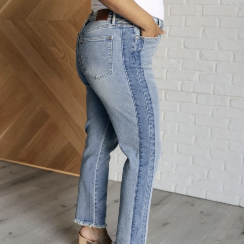 Judy Blue Susan High Rise Side Panel Detail Slim Jeans Size 15/32